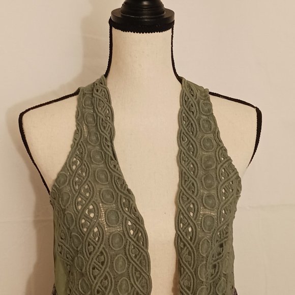 Self Esteem Boho Style Sheer Vest With Crochet Top | EUC | Medium - Picture 3 of 11
